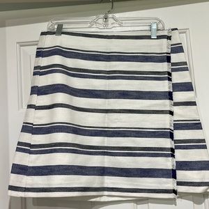 LOFT white linen like skirt with black and blue stripe.